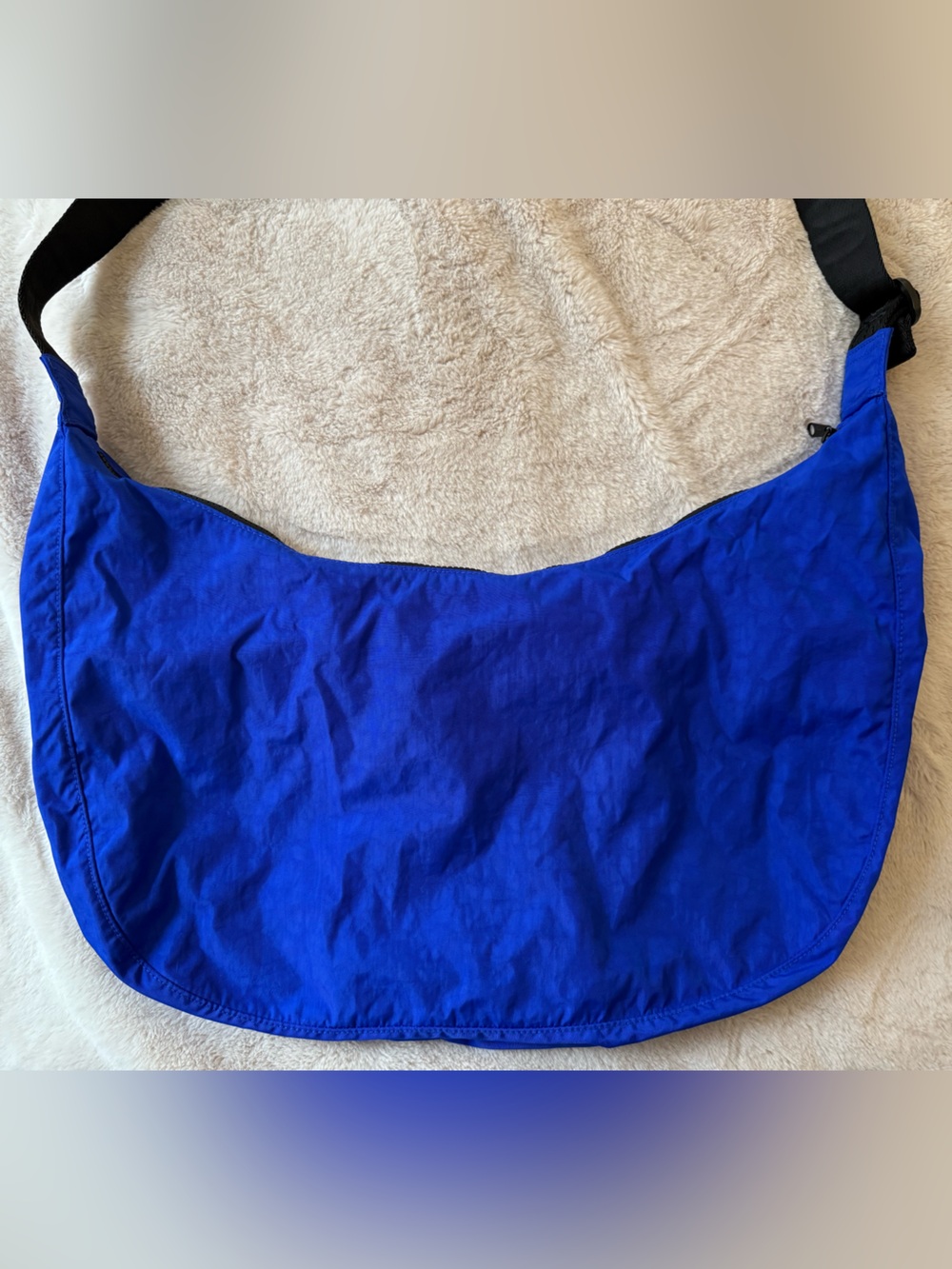BAGGU Large Nylon Crescent Bag Lapis - Picture 6 of 15